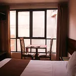 Illas Inn