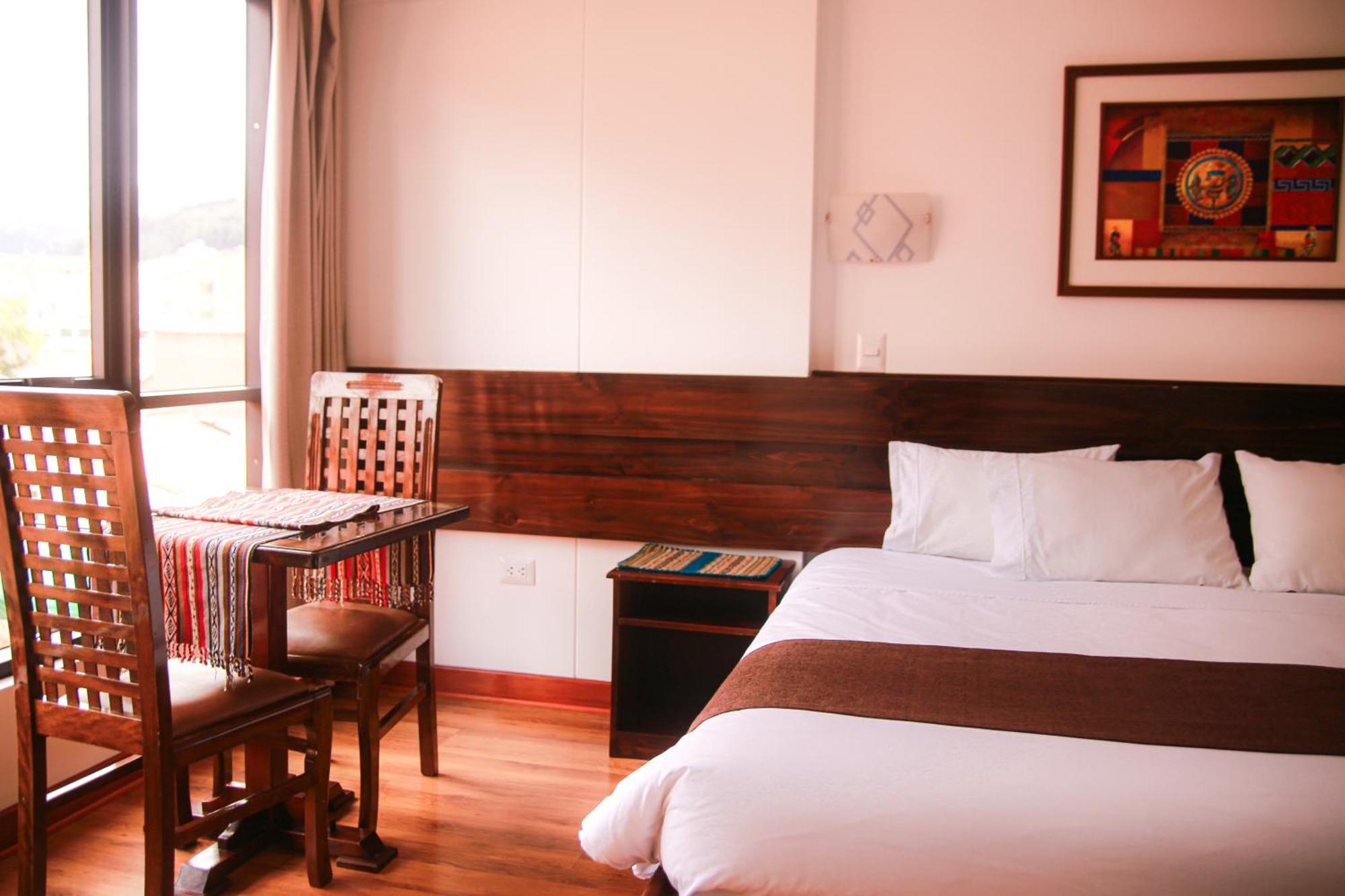 Illas Hotel